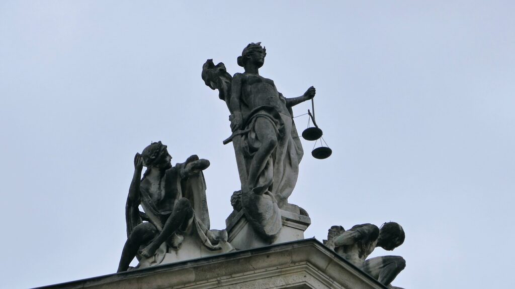 justice, justice symbol, judicial building-2674638.jpg